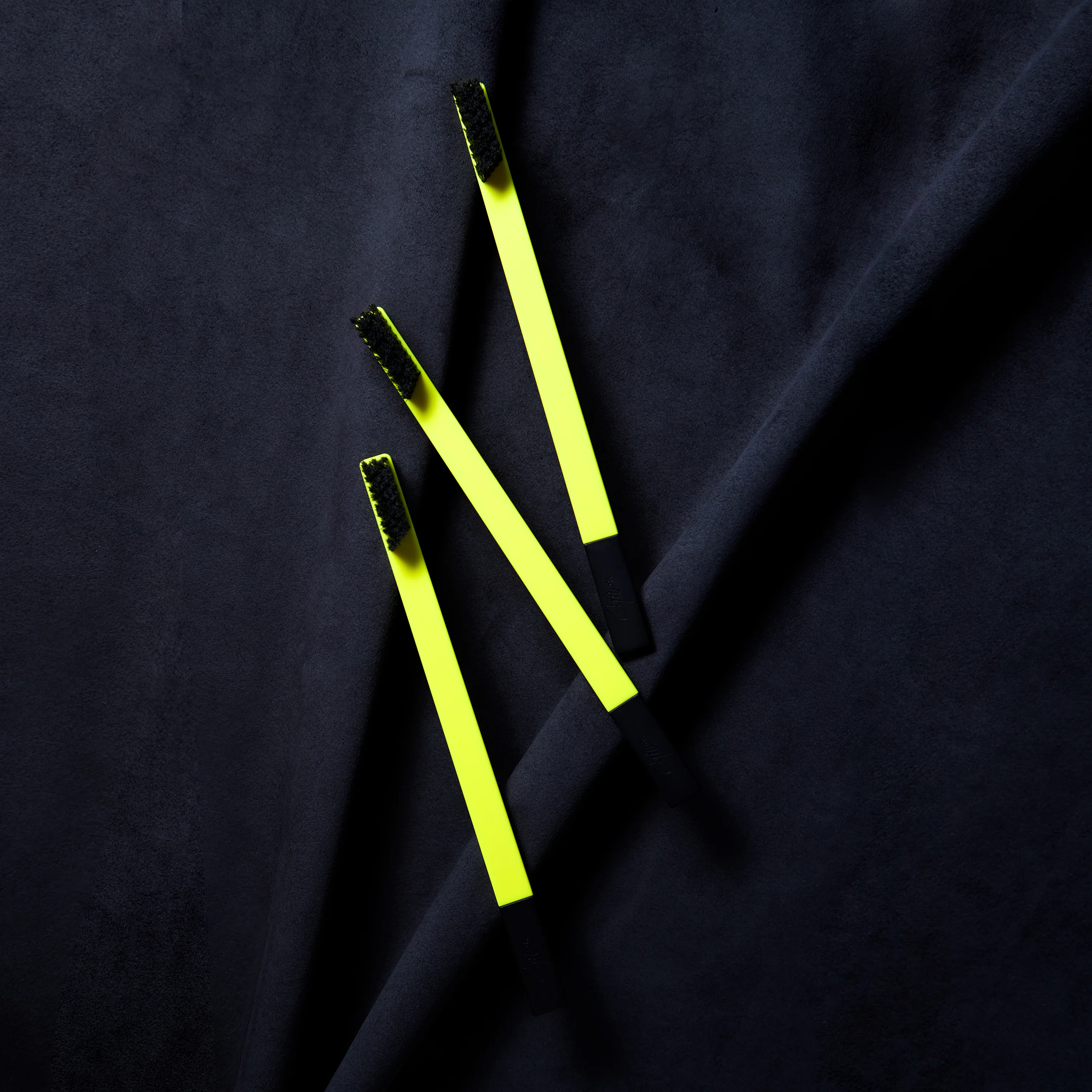 Citrus Bliss Medium Toothbrush - Image 3
