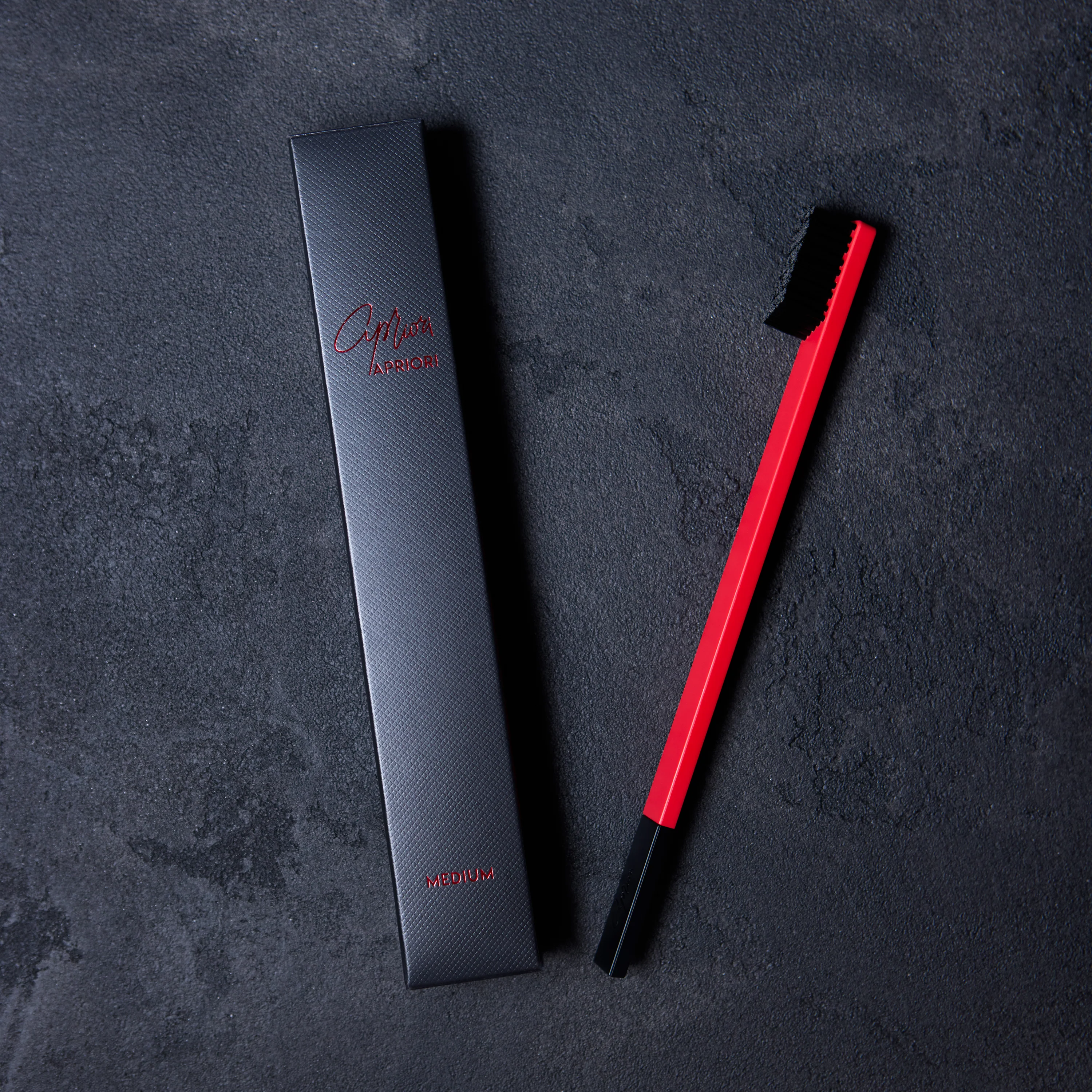 Scarlet Eclipse Medium Toothbrush - Image 3