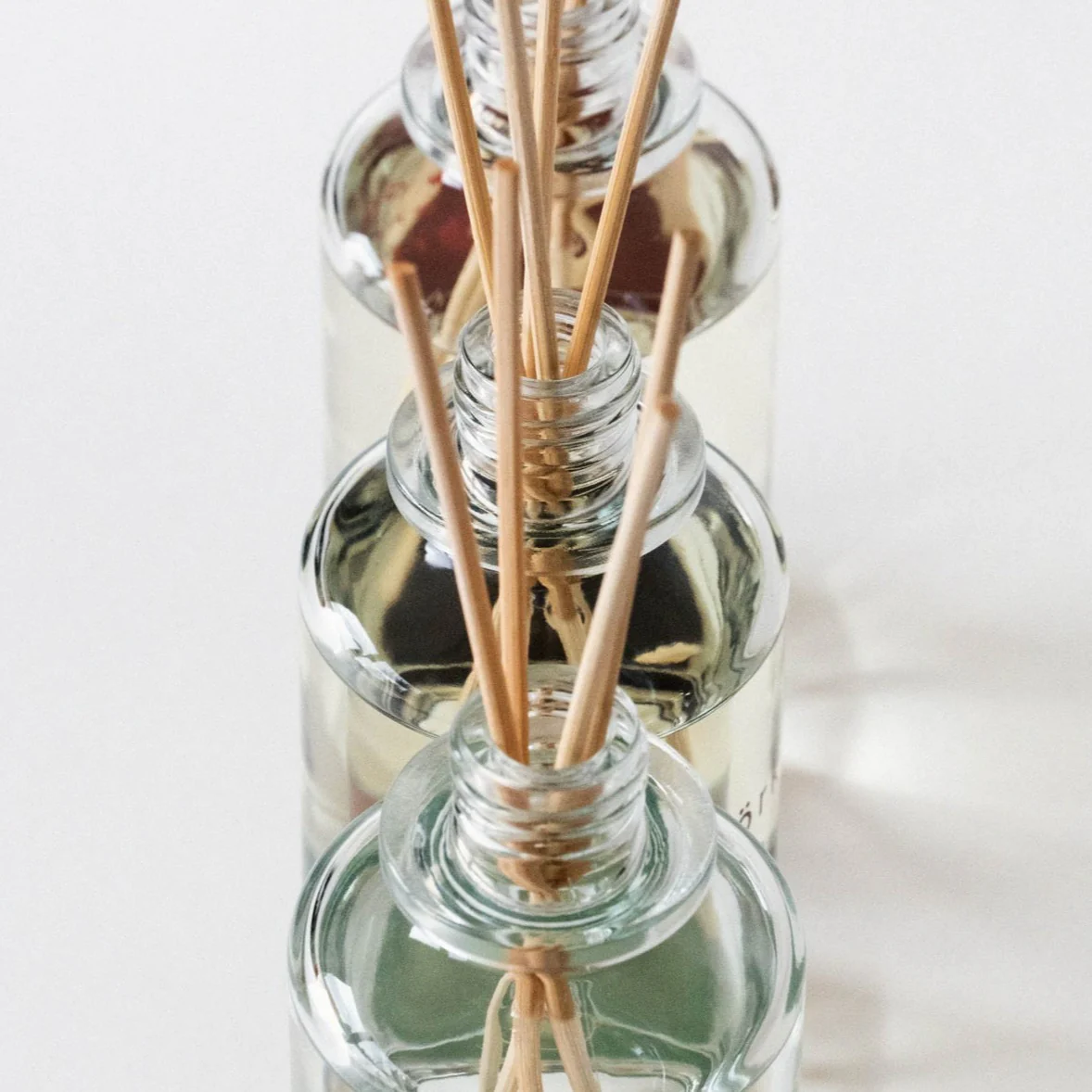 Reed Diffuser White Forest 200ml - Image 3