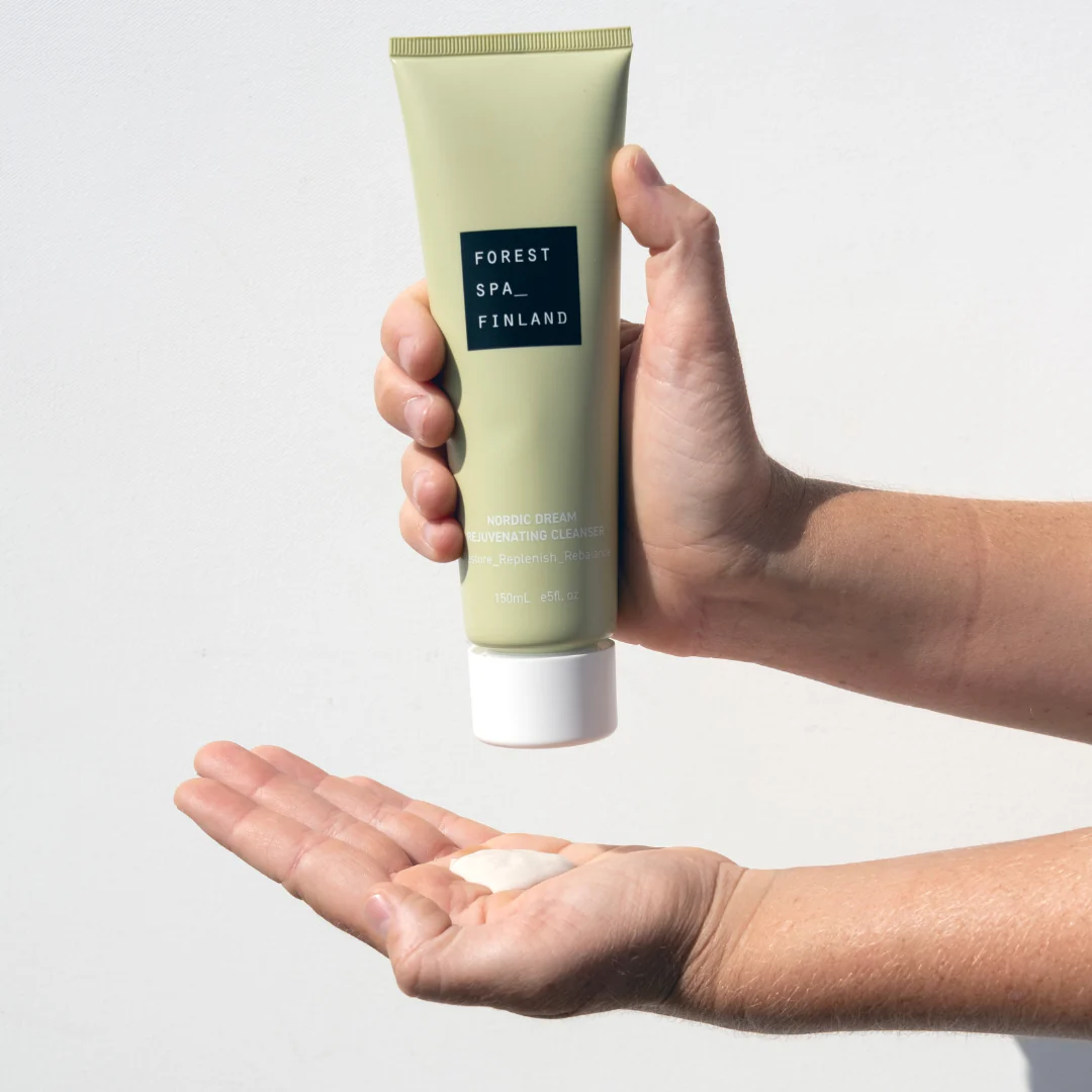 Nordic Dream Rejuvenating Cleanser 150ml - Image 2