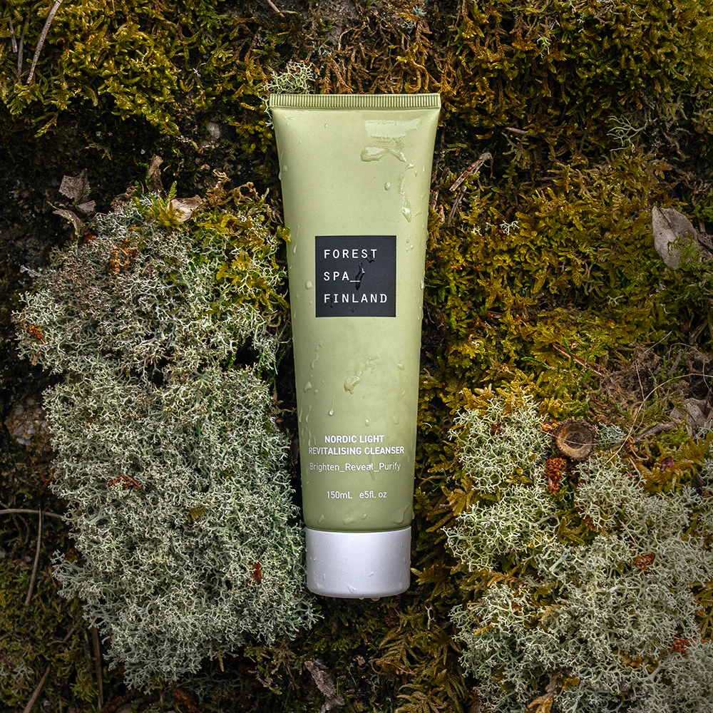 Nordic Light Revitalising Cleanser 150ml - Image 2