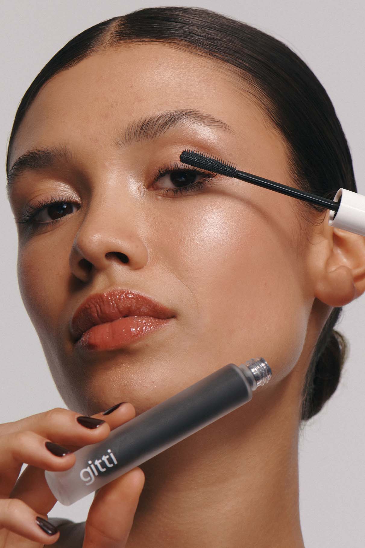 Infinite Lash Mascara - Image 3