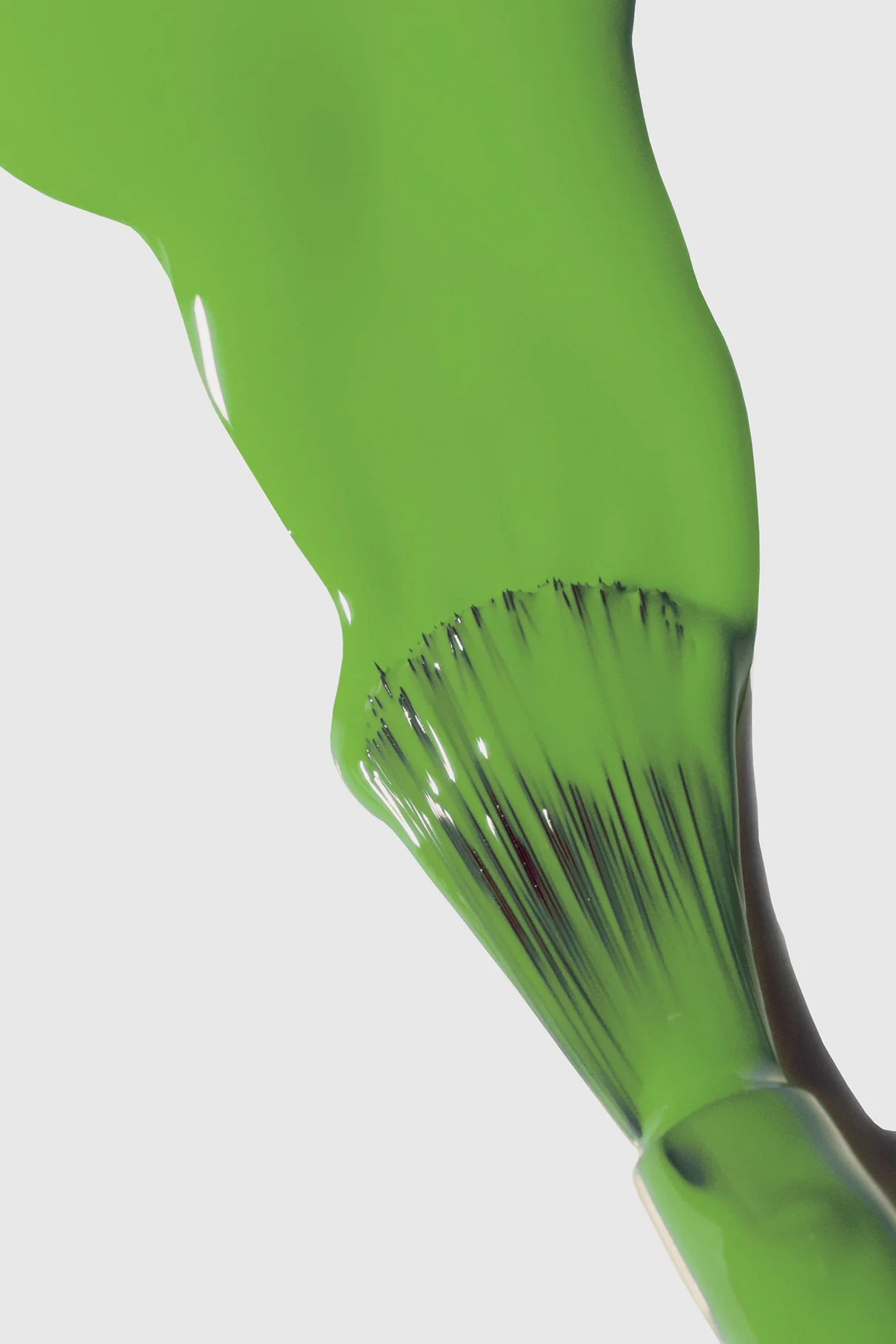 Nail Varnish 171 Meadow Green 15ml - Image 4