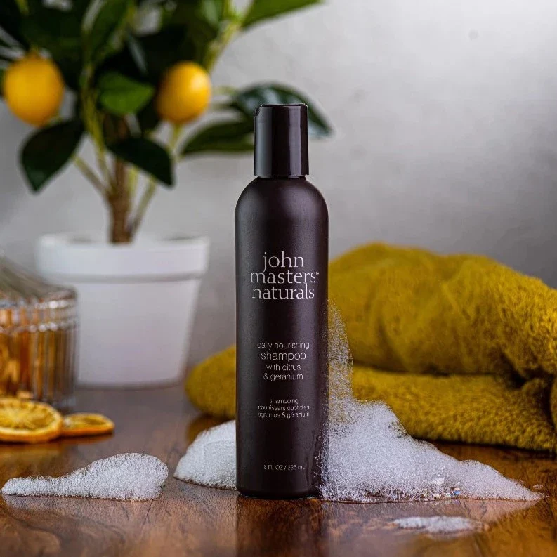 Naturals Daily Nourishing Shampoo with Citrus & Geranium 236ml - Image 2