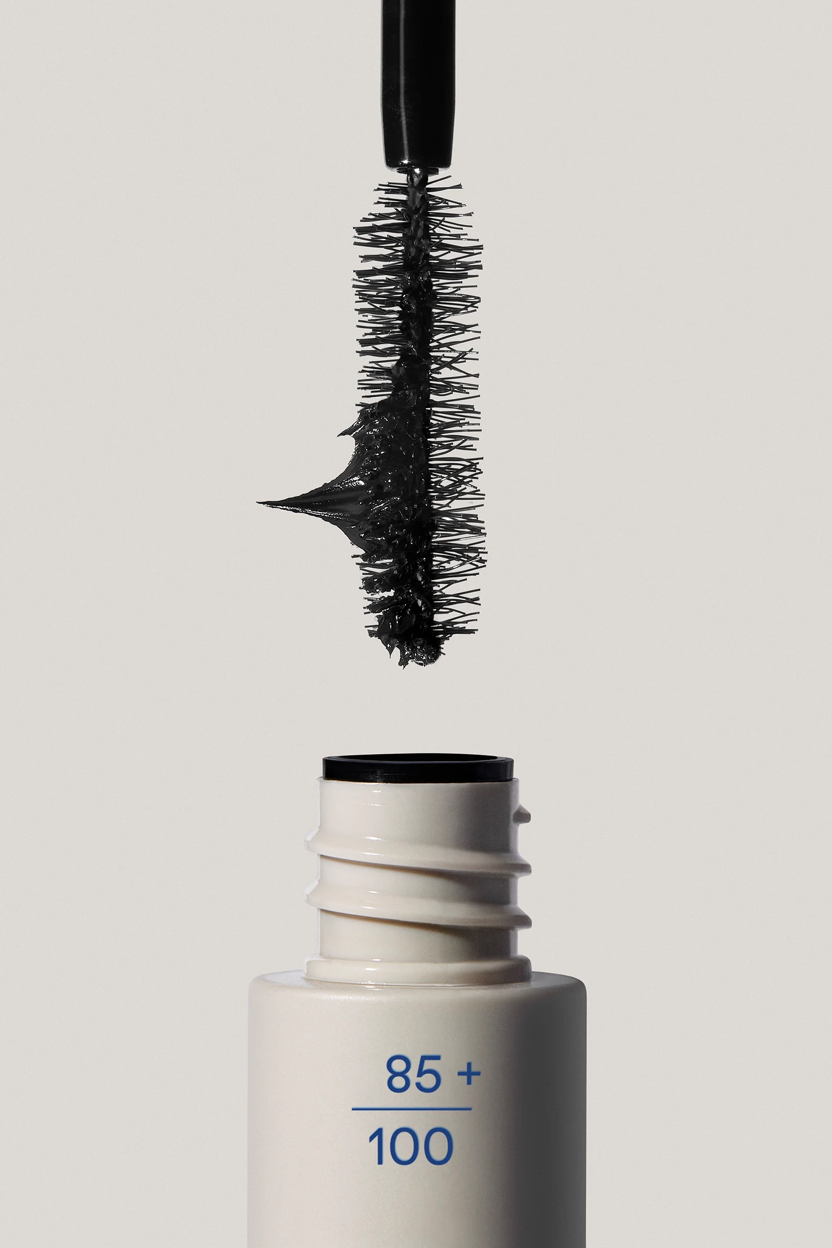Drama Volume Mascara 01 Black 13ml - Image 2
