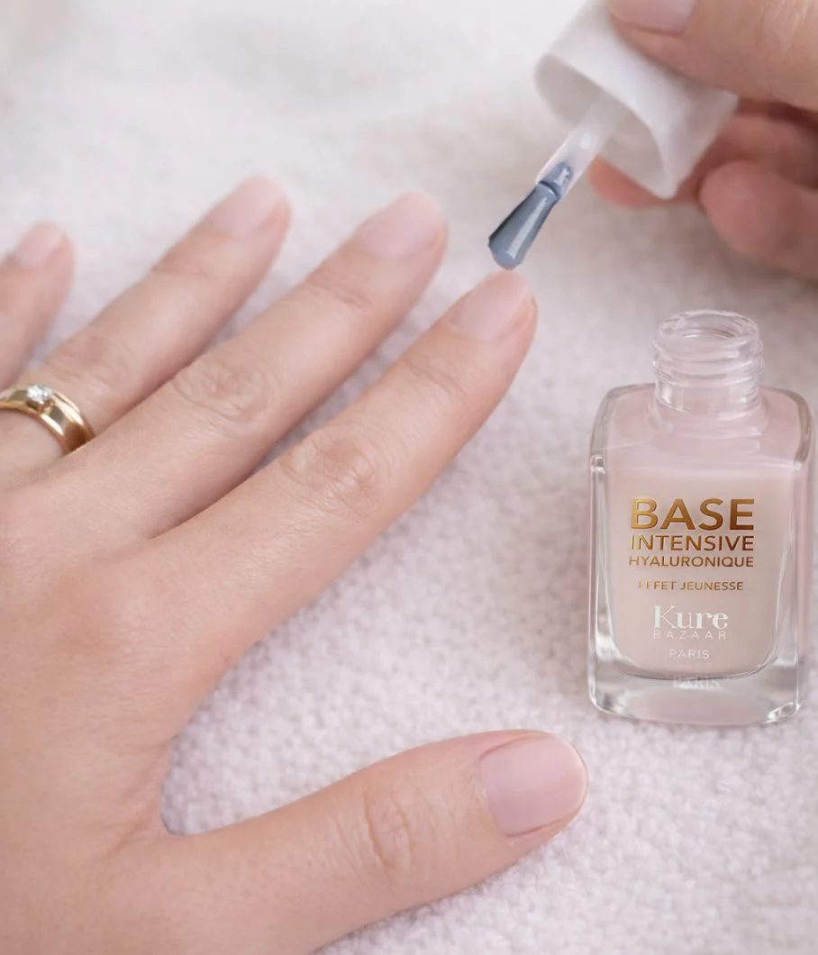 Base Intensive Hyaluronic Base Coat Treatment - Image 4