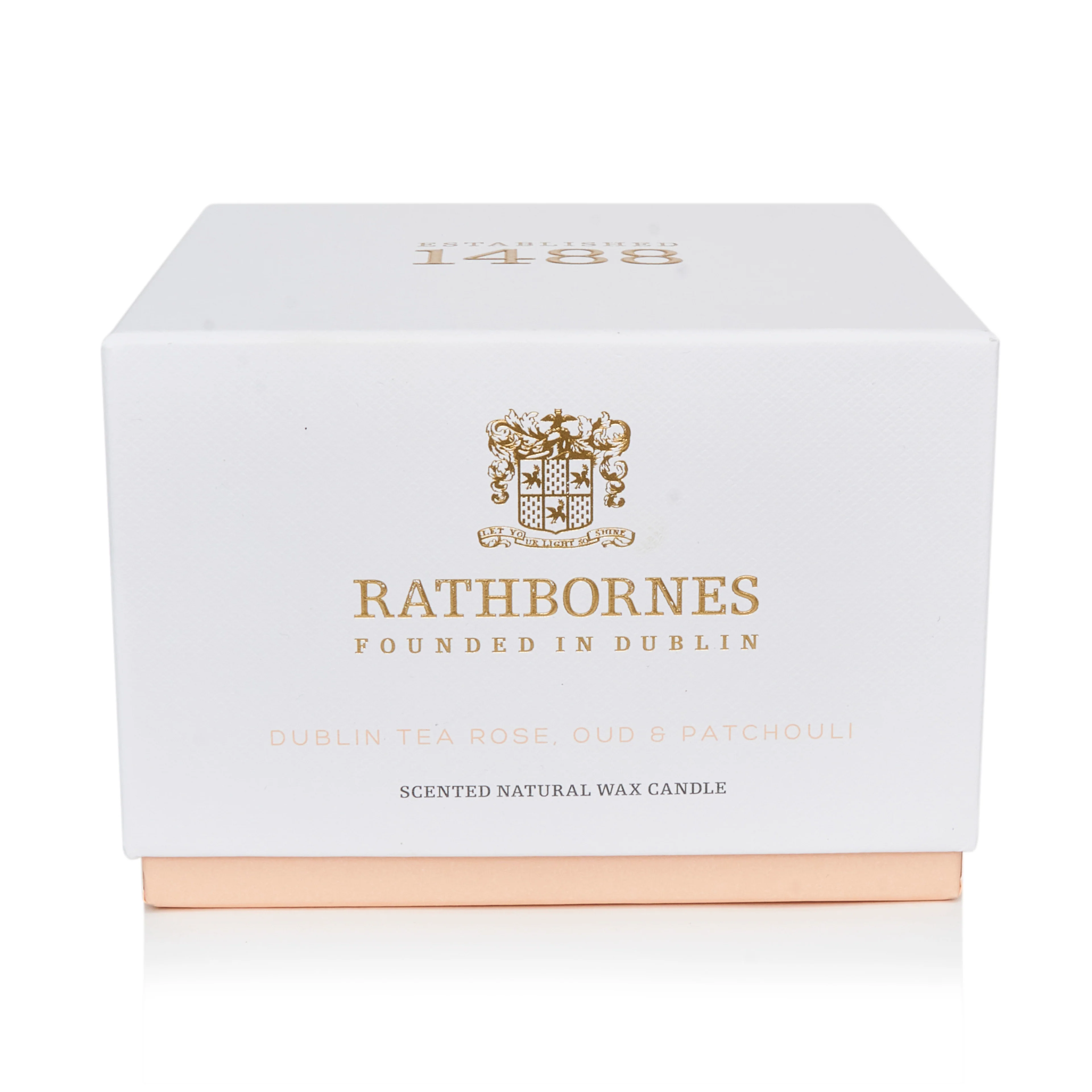 Dublin Tea Rose Oud Patchouli - Luxury Candle 1 Unit - Image 2