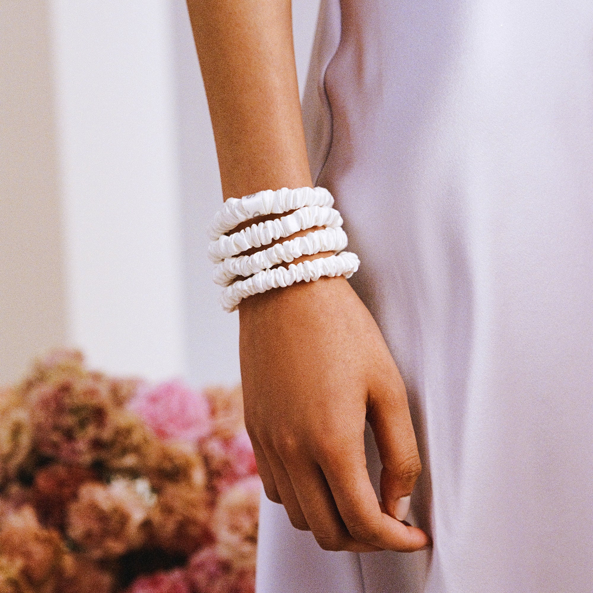 Pure Silk Skinny Scrunchies - White 1 Unit - Image 5